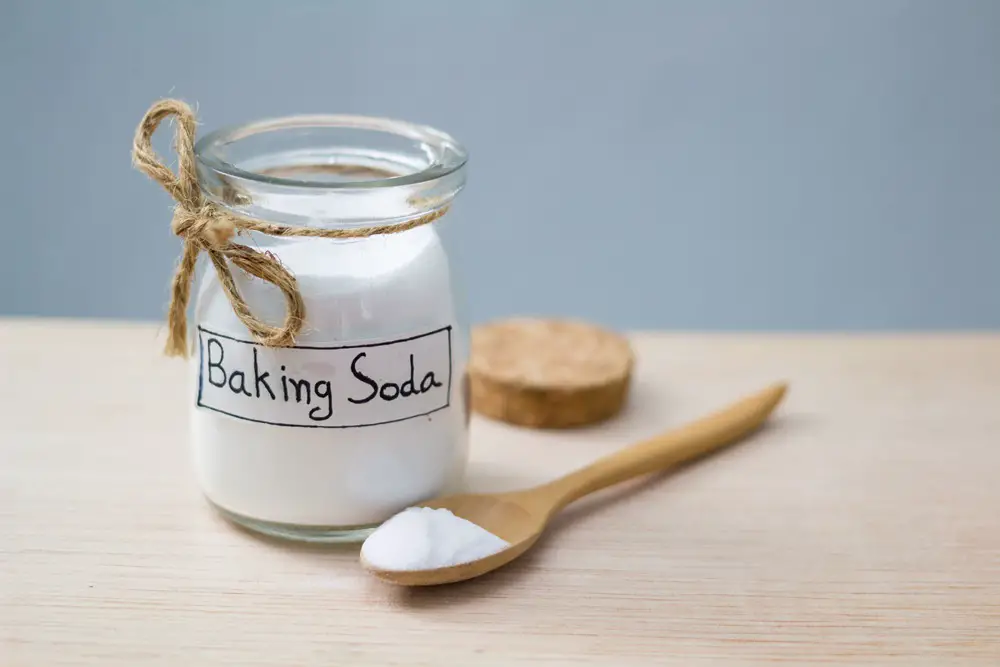 using Baking Soda to remove the urine smell from clothing