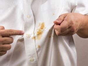 10 Methods to Get Soy Sauce Stains Out of Clothes