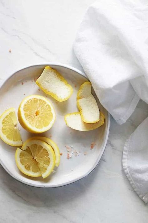 Lemon Juice to Get Turmeric out of Clothes